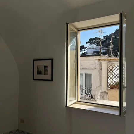 Valentino דירה *